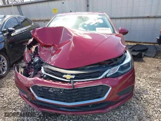 2018 Chevrolet Cruze LT with VIN 1G1BE5SM2J7105986, listed as a IAAI auction lot 41848216 with 189,988 mi miles. Bid and sale history available at carsss.com. Image 12.