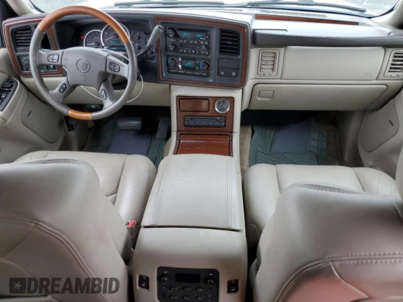 2003 Cadillac Escalade z VIN 1GYEC63T93R208877, wystawiony jako Copart lot #83894424 z przebiegiem 160 530 mil mil oraz Szkoda całkowita • Salvage title. Historia ofert i sprzedaży dostępna na DreamBid. Obrazek 8.