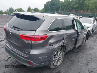 2019 Toyota Highlander SE with VIN 5TDJZRFH0KS722418, listed as a IAAI auction lot 42531509 with 64,369 mi miles and . Bid and sale history available at DreamBid. Image 4.