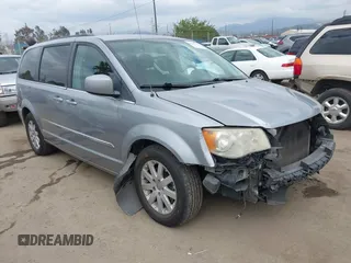 2014 Chrysler Town & Country Touring with VIN 2C4RC1BGXER123977, listed as a IAAI auction lot 42047133 with 150,046 mi miles. Bid and sale history available at carsss.com. Image 1.