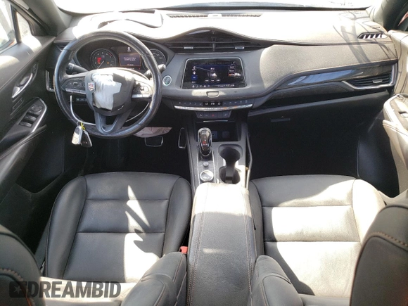 2021 Cadillac XT4 FWD Sport with VIN 1GYFZER49MF057541, listed as a Copart auction lot 70654544 with 35,441 mi miles and Non Repairable. Bid and sale history available at DreamBid. Image 8.