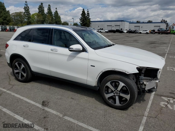 2019 Mercedes-Benz GLC with VIN WDC0G5EB1KF610759, listed as a Copart auction lot 51084755 with 55,612 mi miles and Salvage Title. Bid and sale history available at carsss.com. Image 4.