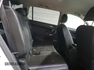 2018 Volkswagen Tiguan SEL с VIN 3VV3B7AX2JM153796, выставлен на аукционе Copart как лот 57461945 с пробегом 119 269 миль миль и Списание • Salvage title. История ставок и продаж доступна на DreamBid. Изображение 10.