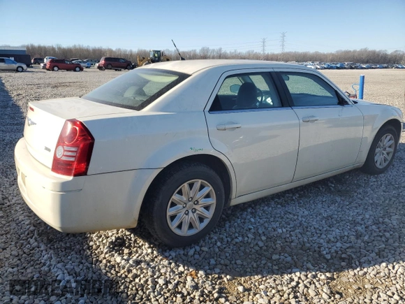 2008 Chrysler 300 LX with VIN 2C3KA43R38H105313, listed as a Copart auction lot 45889195 with 120,151 mi miles and Salvage Title. Bid and sale history available at carsss.com. Image 3.