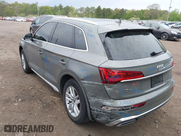 2023 Audi Q5 S line Premium with VIN WA1GAAFY2P2013050, listed as a IAAI auction lot 42208300 with 22,218 mi miles and . Bid and sale history available at DreamBid. Image 6.