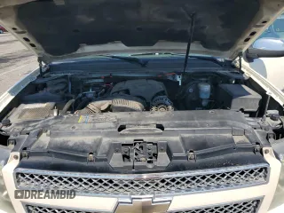 2008 Chevrolet Suburban LTZ with VIN 1GNFC16J88R220573, listed as a Copart auction lot 64887315 with 281,245 mi miles and Clean title. Bid and sale history available at DreamBid. Image 12.