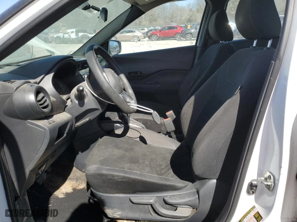 2019 Nissan Kicks S with VIN 3N1CP5CU4KL518254, listed as a Copart auction lot 47003255 with 57,467 mi miles and Salvage Title. Bid and sale history available at carsss.com. Image 7.