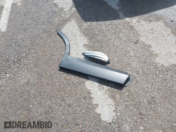 2024 Buick Encore GX Preferred с VIN KL4AMBSL8RB181789, выставлен на аукционе IAAI как лот 42085432 с пробегом 8 004 миль миль и . История ставок и продаж доступна на DreamBid. Изображение 12.