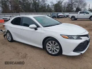 2020 Toyota Camry LE with VIN 4T1C11AK3LU965167, listed as a IAAI auction lot 41666144 with 35,005 mi miles. Bid and sale history available at carsss.com. Image 1.