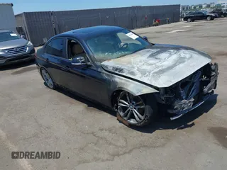 2016 BMW 3 Series 320i z VIN WBA8E1G58GNT35223, wystawiony jako IAAI lot #42703869 z przebiegiem Nie podano mil oraz . Historia ofert i sprzedaży dostępna na DreamBid. Obrazek 1.