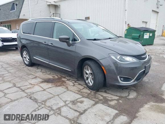 2018 Chrysler Pacifica Touring L Plus с VIN 2C4RC1EG9JR127976, выставлен на аукционе IAAI как лот 42178877 с пробегом Не указан миль и . История ставок и продаж доступна на DreamBid. Изображение 1.