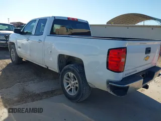 2018 Chevrolet Silverado 1500 LT with VIN 1GCRCREC1JZ216913, listed as a IAAI auction lot 41654018 with 172,754 mi miles and . Bid and sale history available at DreamBid. Image 3.