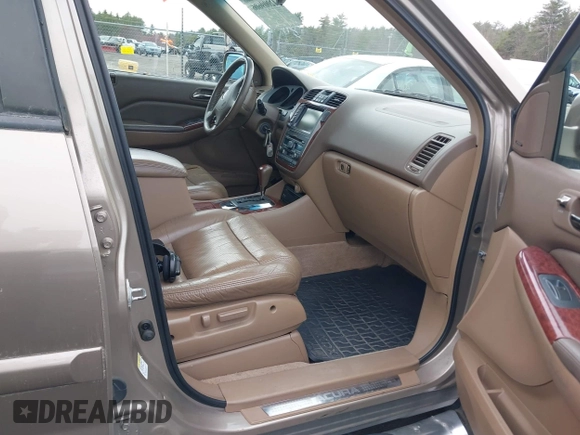 2004 Acura MDX Touring Pkg RES w/Nav with VIN 2HNYD18954H546286, listed as a IAAI auction lot 42009606 with 198,037 mi miles. Bid and sale history available at carsss.com. Image 5.