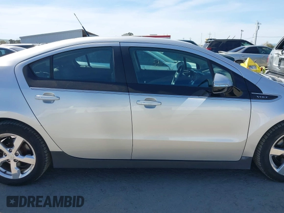 2013 Chevrolet Volt with VIN 1G1RF6E49DU101856, listed as a IAAI auction lot 41885283 with 104,415 mi miles and . Bid and sale history available at carsss.com. Image 14.