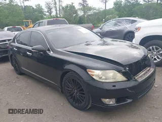 2011 Lexus LS 460 z VIN JTHBL5EF0B5107595, wystawiony jako IAAI lot #42113339 z przebiegiem 194 768 mil mil oraz . Historia ofert i sprzedaży dostępna na DreamBid. Obrazek 1.