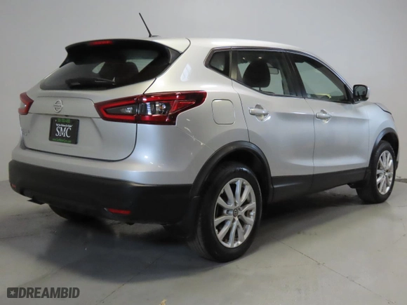 2022 Nissan Rogue Sport S with VIN JN1BJ1AV6NW346941, listed as a Copart auction lot 45403305 with 17,552 mi miles and Salvage Title. Bid and sale history available at carsss.com. Image 3.