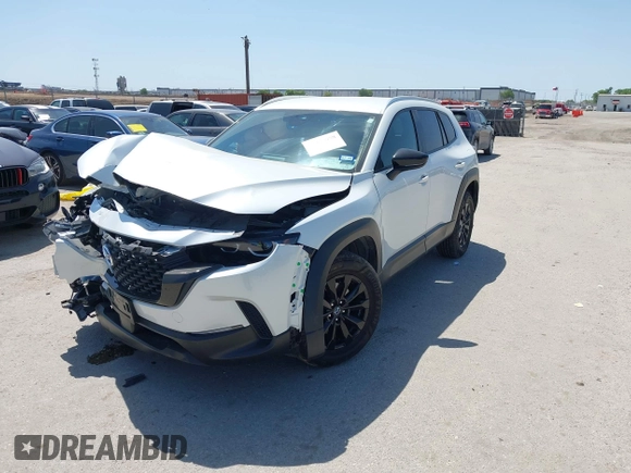 2024 Mazda CX-50 S Select с VIN 7MMVABAM9RN238736, выставлен на аукционе IAAI как лот 42003658 с пробегом 9 880 миль миль и . История ставок и продаж доступна на DreamBid. Изображение 17.