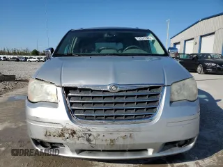 2008 Chrysler Town & Country Touring with VIN 2A8HR54P68R822051, listed as a Copart auction lot 52037365 with 161,619 mi miles and Salvage Title. Bid and sale history available at DreamBid. Image 5.