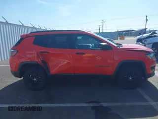 2017 Jeep Compass Sport with VIN 3C4NJDAB1HT628125, listed as a IAAI auction lot 42218375 with 52,415 mi miles and . Bid and sale history available at DreamBid. Image 13.
