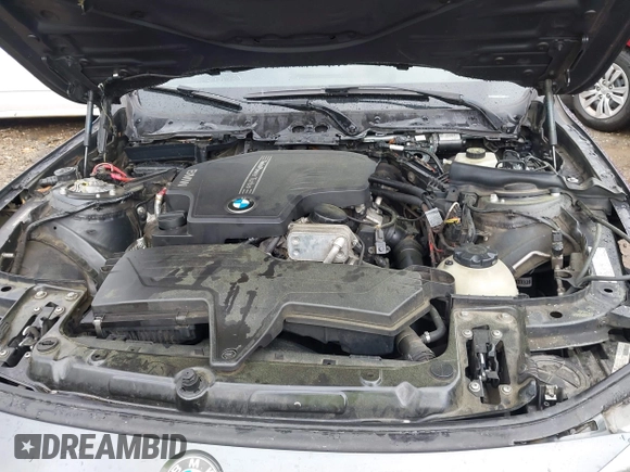 2012 BMW 3 Series 328i with VIN WBA3A5C50CF342321, listed as a IAAI auction lot 41914770 with 185,315 mi miles. Bid and sale history available at carsss.com. Image 10.