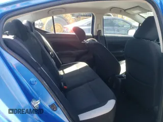 2021 Nissan Versa SV z VIN 3N1CN8EV6ML865567, wystawiony jako Copart lot #56343195 z przebiegiem Nie podano mil oraz Szkody całkowita. Historia ofert i sprzedaży dostępna na DreamBid. Obrazek 10.