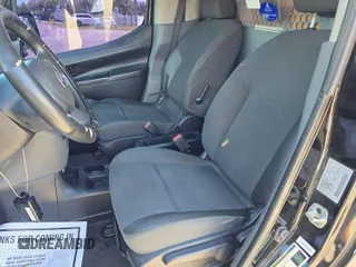 2015 Nissan NV200 SV z VIN 3N6CM0KN6FK711906, wystawiony jako IAAI lot #42514824 z przebiegiem 136 449 mil mil oraz . Historia ofert i sprzedaży dostępna na DreamBid. Obrazek 19.