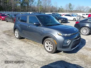 2020 Kia Soul LX with VIN KNDJ23AU2L7012020, listed as a IAAI auction lot 41459734 with 201,605 mi miles. Bid and sale history available at carsss.com. Image 1.