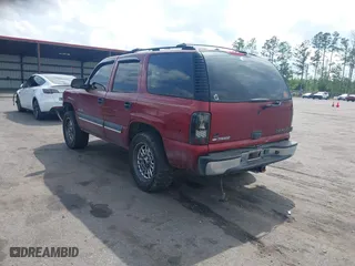2002 Chevrolet Tahoe LT with VIN 1GNEC13ZX2R326813, listed as a IAAI auction lot 41918241 with 278,409 mi miles. Bid and sale history available at carsss.com. Image 3.