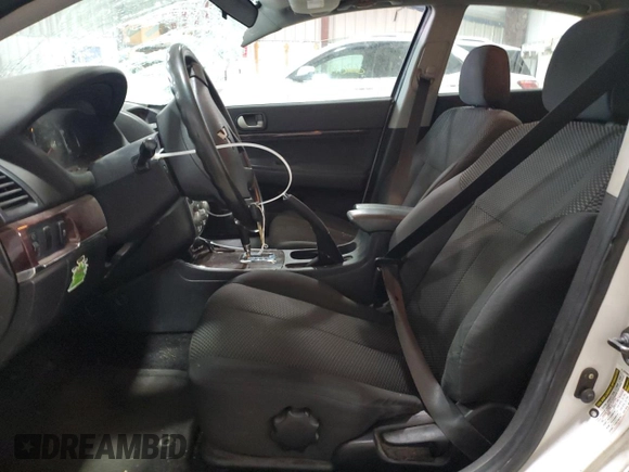 2012 Mitsubishi Galant ES z VIN 4A32B3FF7CE025417, wystawiony jako Copart lot #67848104 z przebiegiem 136 586 mil mil oraz Szkoda całkowita • Salvage title. Historia ofert i sprzedaży dostępna na DreamBid. Obrazek 7.