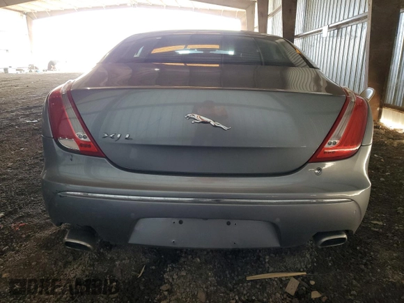 2012 Jaguar XJ XJL with VIN SAJWA2GB6CLV27068, listed as a Copart auction lot 80392293 with 88,636 mi miles and Salvage title. Bid and sale history available at DreamBid. Image 6.