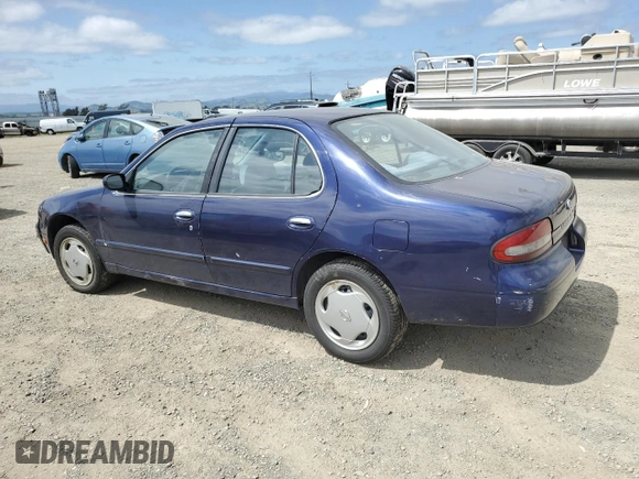 1995 Nissan Altima XE with VIN 1N4BU31D8SC156116, listed as a Copart auction lot 53630105 with 106,127 mi miles and Salvage Title. Bid and sale history available at carsss.com. Image 2.