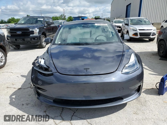 2023 Tesla Model 3 z VIN 5YJ3E1EA0PF677471, wystawiony jako Copart lot #57661625 z przebiegiem 20 326 mil mil oraz Szkoda całkowita • Salvage title. Historia ofert i sprzedaży dostępna na DreamBid. Obrazek 5.