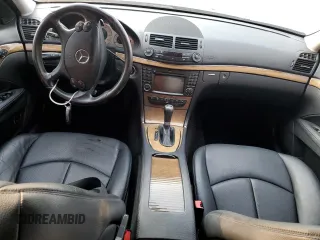 2009 Mercedes-Benz E 350 Luxury z VIN WDBUF87X59B411489, wystawiony jako Copart lot #51538905 z przebiegiem 275 282 mil mil oraz Szkoda całkowita • Salvage title. Historia ofert i sprzedaży dostępna na DreamBid. Obrazek 8.