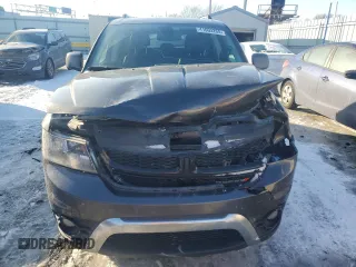 2019 Dodge Journey Crossroad with VIN 3C4PDCGB8KT873531, listed as a Copart auction lot 41603265 with 110,533 mi miles and Salvage Title. Bid and sale history available at DreamBid. Image 5.