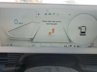 2022 Hyundai Ioniq 5 SEL с VIN KM8KN4AE5NU069564, выставлен на аукционе Copart как лот 50941285 с пробегом 16 597 миль миль и Списание • Salvage title. История ставок и продаж доступна на DreamBid. Изображение 9.
