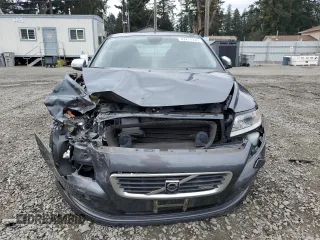 2010 Volvo S40 R-Design with VIN YV1672MH2A2511808, listed as a Copart auction lot 47414725 with 101,389 mi miles and Salvage Title. Bid and sale history available at carsss.com. Image 5.