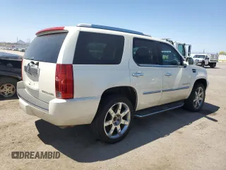 2008 Cadillac Escalade z VIN 1GYFK63808R199707, wystawiony jako Copart lot #52154015 z przebiegiem 189 864 mil mil oraz Szkoda całkowita • Salvage title. Historia ofert i sprzedaży dostępna na DreamBid. Obrazek 3.