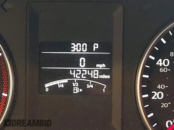 2013 Volkswagen Jetta SE z VIN 3VWDX7AJ7DM267911, wystawiony jako IAAI lot #42391353 z przebiegiem 42 248 mil mil oraz . Historia ofert i sprzedaży dostępna na DreamBid. Obrazek 7.