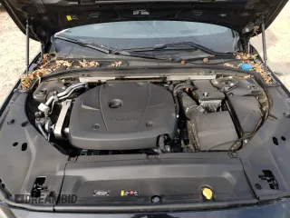 2020 Volvo V90 z VIN YV1A22VM1L1137804, wystawiony jako Copart lot #41912564 z przebiegiem 43 222 mil mil oraz . Historia ofert i sprzedaży dostępna na DreamBid. Obrazek 12.