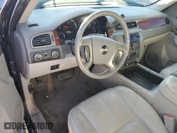 2010 GMC Sierra 1500 with VIN 1GTYKWE25AZ287603, listed as a Copart auction lot 79926284 with 122,683 mi miles and Salvage Title. Bid and sale history available at DreamBid. Image 8.