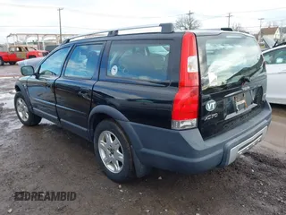 2005 Volvo XC70 with VIN YV1SZ592151179550, listed as a IAAI auction lot 41222836 with 167,857 mi miles and . Bid and sale history available at DreamBid. Image 3.