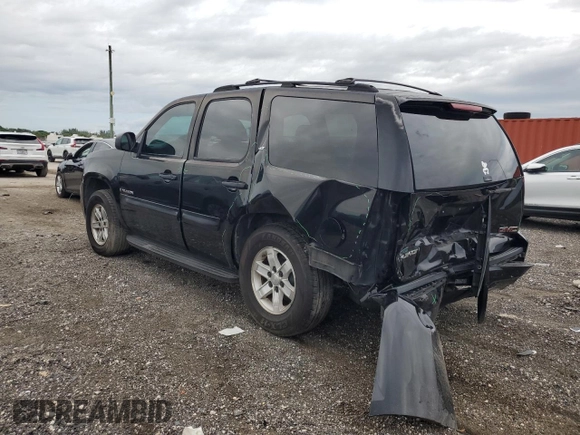2007 GMC Yukon SLT with VIN 1GKFC130X7R232442, listed as a Copart auction lot 76101324 with 3 mi miles and Non Repairable. Bid and sale history available at carsss.com. Image 2.