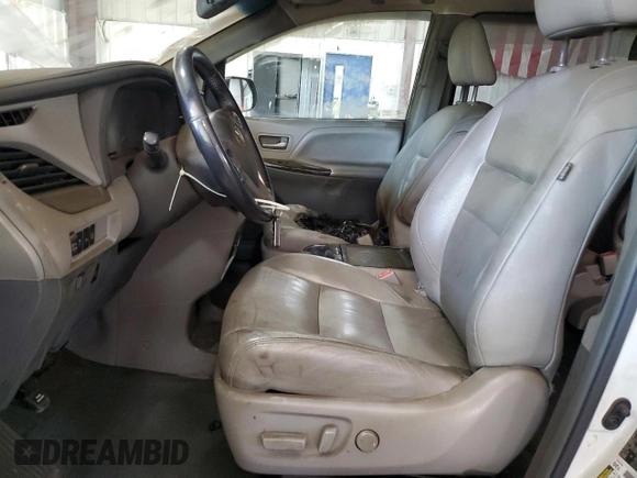 2017 Toyota Sienna XLE Auto Access Seat с VIN 5TDYZ3DC2HS790649, выставлен на аукционе Copart как лот 63424735 с пробегом 193 379 миль миль и Списание • Salvage title. История ставок и продаж доступна на DreamBid. Изображение 7.