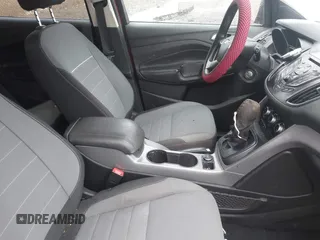 2015 Ford Escape SE with VIN 1FMCU0GXXFUA60756, listed as a IAAI auction lot 41709026 with 161,924 mi miles. Bid and sale history available at carsss.com. Image 5.