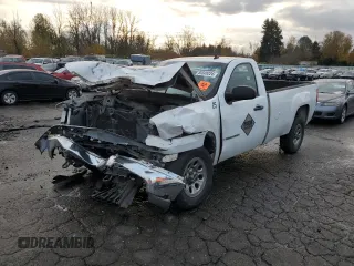 2008 GMC Sierra 1500 Work Truck с VIN 1GTEC14C18Z306686, выставлен на аукционе Copart как лот 80549224 с пробегом Не указан миль и Списание • Salvage title. История ставок и продаж доступна на DreamBid. Изображение 1.