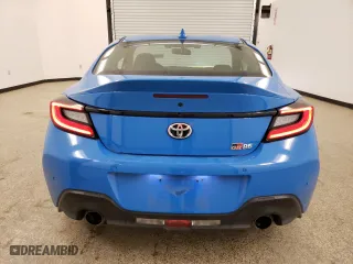 2022 Toyota GR86 Premium with VIN JF1ZNBF1XN8753960, listed as a Copart auction lot 44733814 with 6,185 mi miles. Bid and sale history available at carsss.com. Image 6.