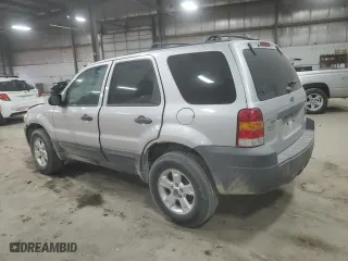 2007 Ford Escape XLT with VIN 1FMYU03187KA51056, listed as a Copart auction lot 85383424 with 0 mi miles and Non Repairable. Bid and sale history available at carsss.com. Image 2.