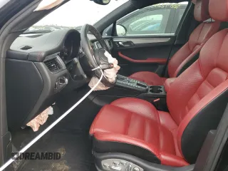 2018 Porsche Macan GTS with VIN WP1AG2A53JLB60541, listed as a Copart auction lot 46892845 with 60,951 mi miles and Clean Title. Bid and sale history available at DreamBid. Image 7.