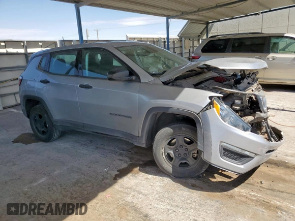 2020 Jeep Compass Sport z VIN 3C4NJDAB4LT174073, wystawiony jako Copart lot #61958075 z przebiegiem 105 000 mil mil oraz Szkoda całkowita • Salvage title. Historia ofert i sprzedaży dostępna na DreamBid. Obrazek 4.