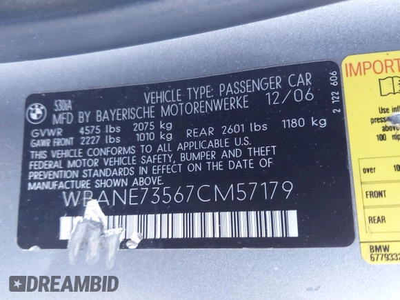 2007 BMW 5 Series 530i with VIN WBANE73567CM57179, listed as a IAAI auction lot 41487712 with 174,100 mi miles. Bid and sale history available at carsss.com. Image 9.